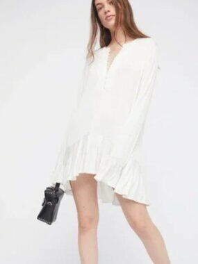 EUC like new Free People Your Girl Flounce button up henley tunic